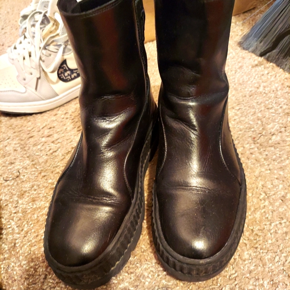 Puma boots